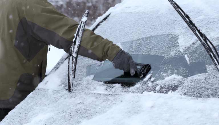 Nëse nuk e pastrojnë borën, shoferët në një shtet amerikan mund të përballen me gjoba të rënda